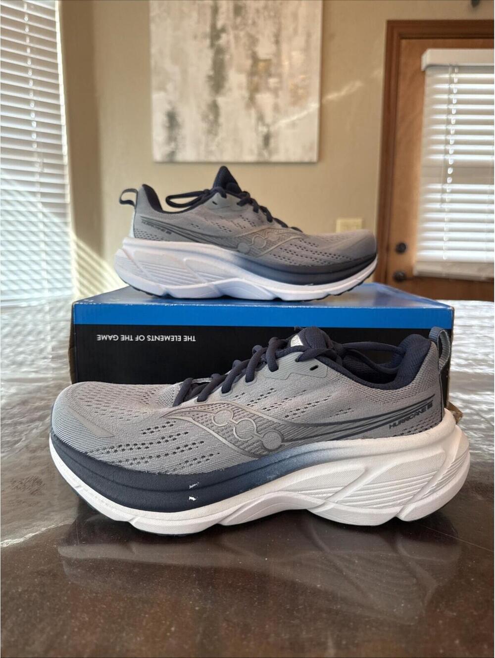Saucony Mens Hurricane 25 S21026-205 Gray/Blue Running Shoes Sneakers Size 9